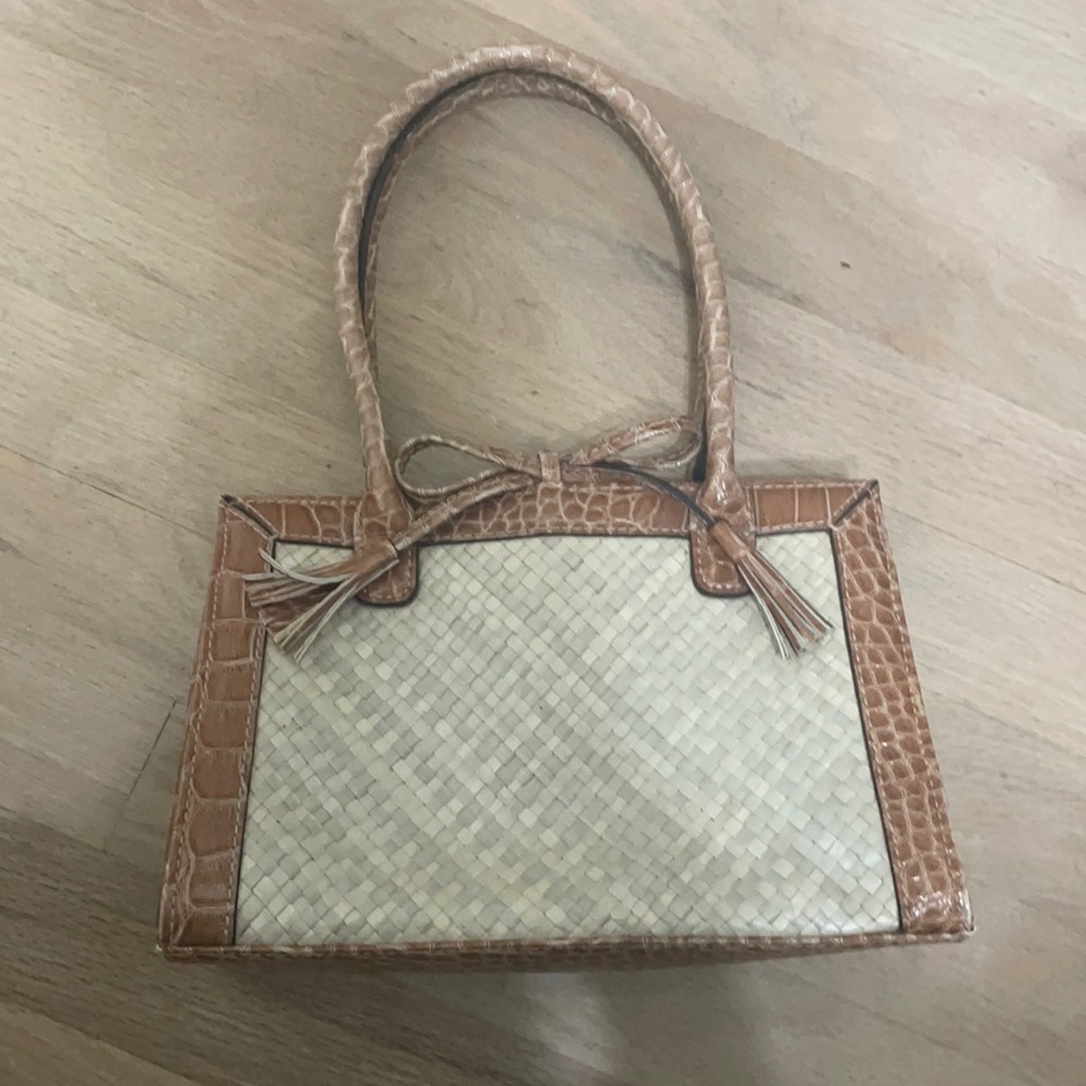 crocodile purse